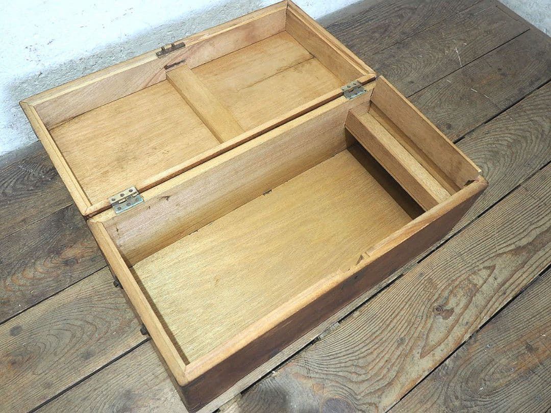 1499 ヴィンテージ　無骨な木製トランク　木箱　収納ケース　展示台　レトロ