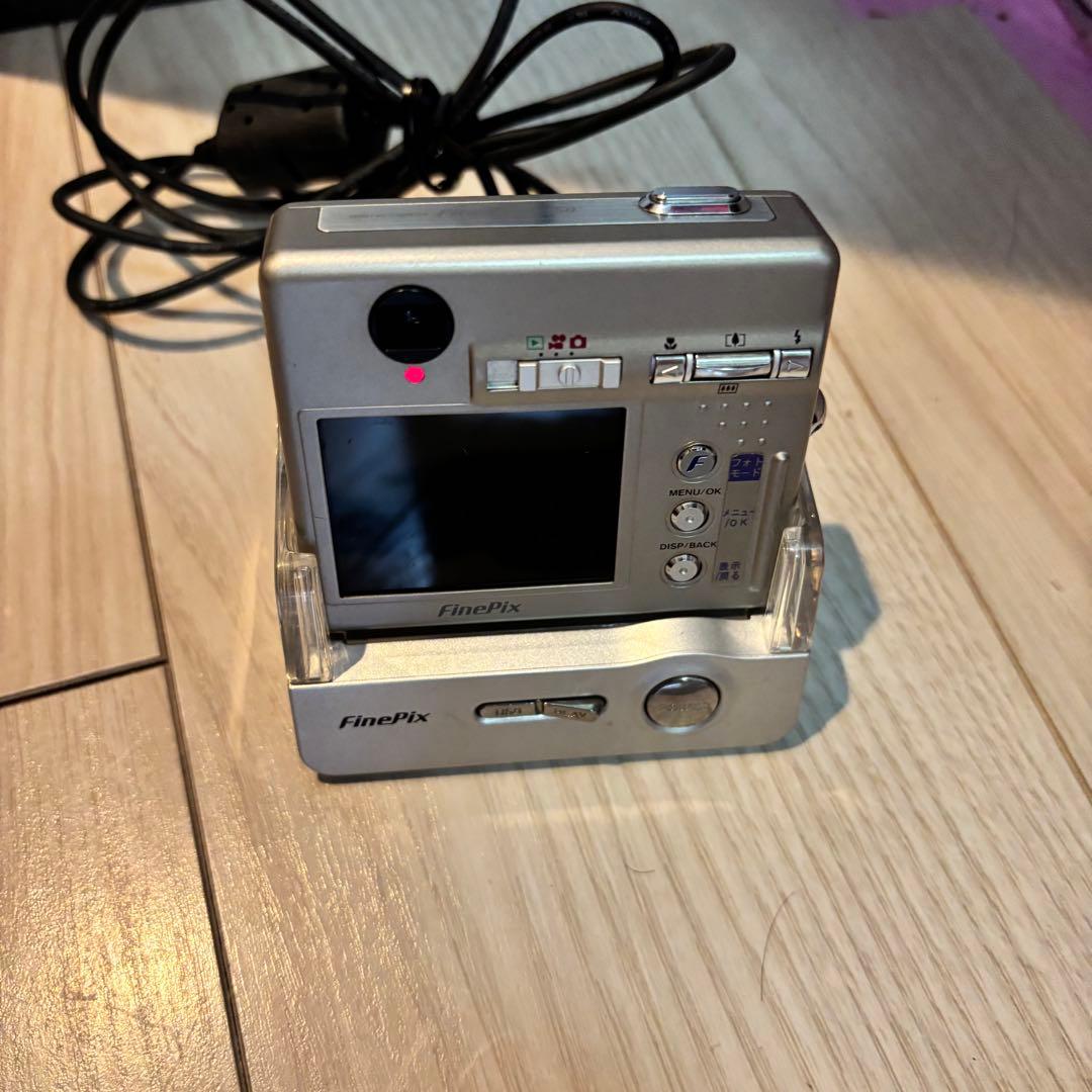 Fujifilm FinePix F450 XD卡64MB付き