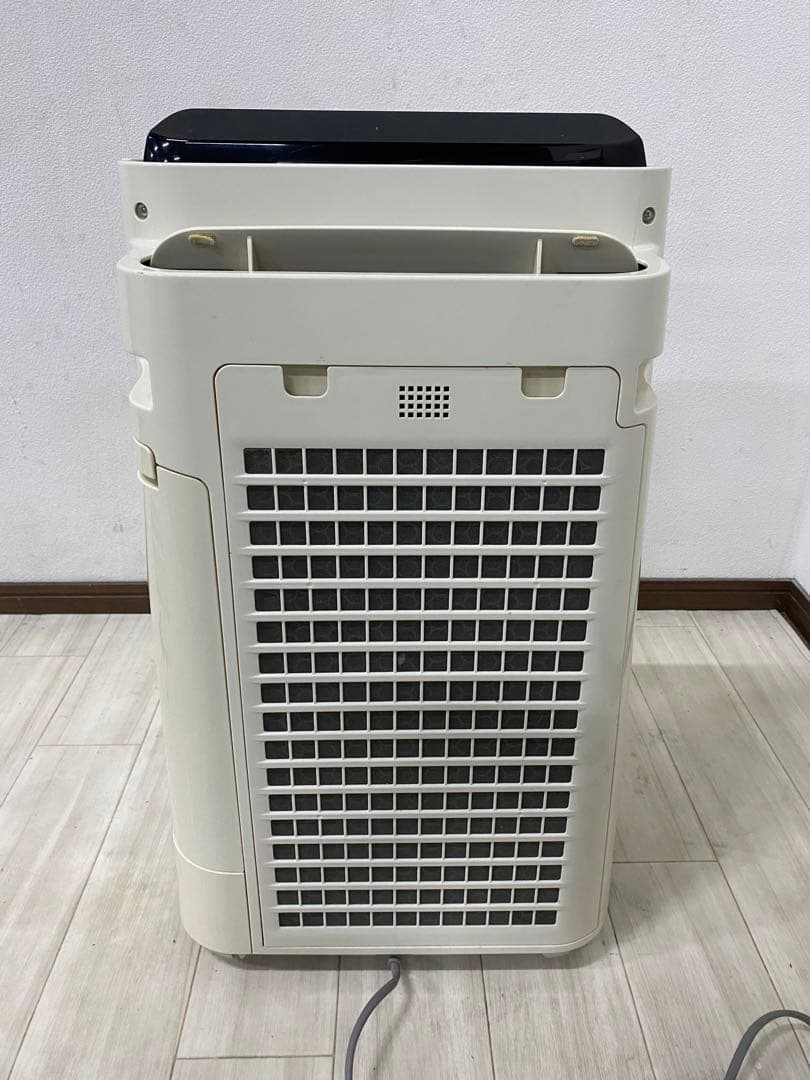 SHARP 空気清浄機 ホワイト　プラズマクラスター