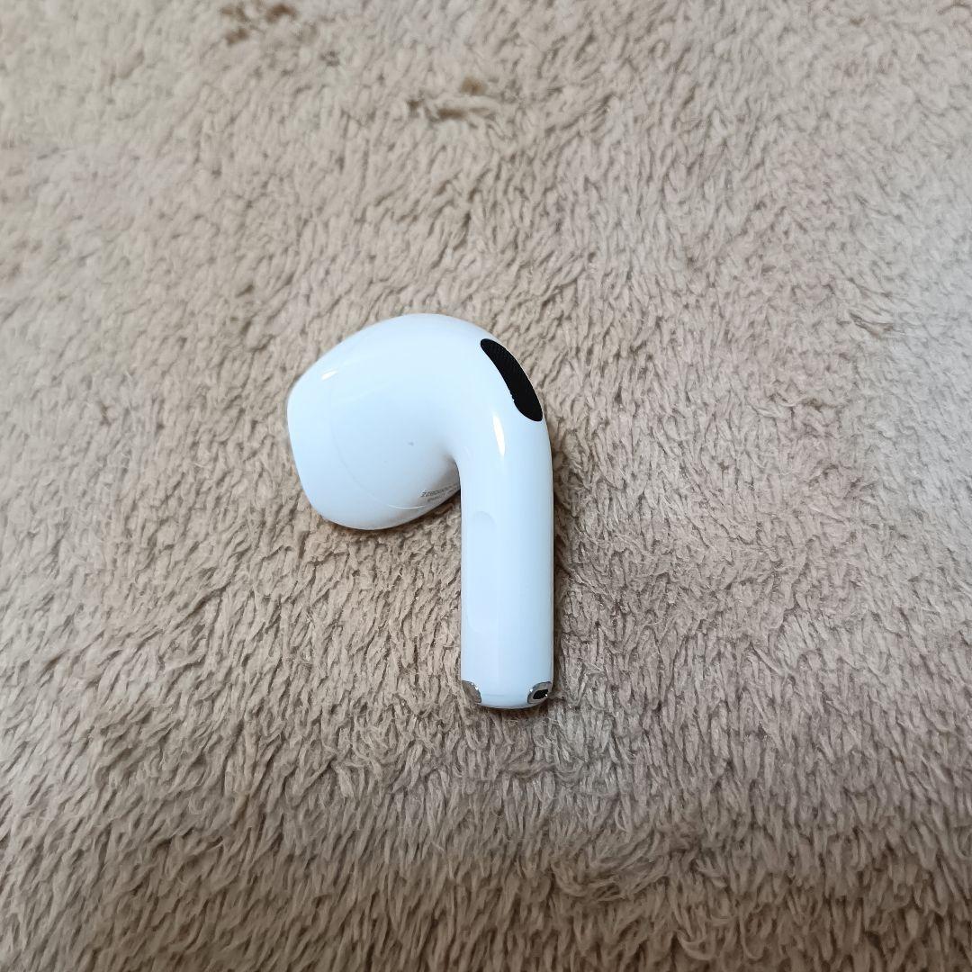 Apple AirPods 4世代 片耳 L 片方 左耳 81