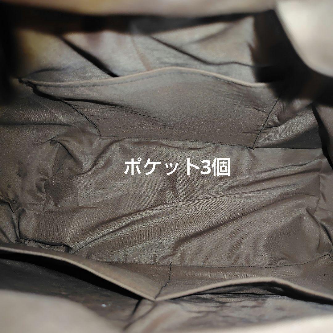 クラフトで作った山葡萄風かごバッグ（ファスナー付き蓋、チャーム付き ）