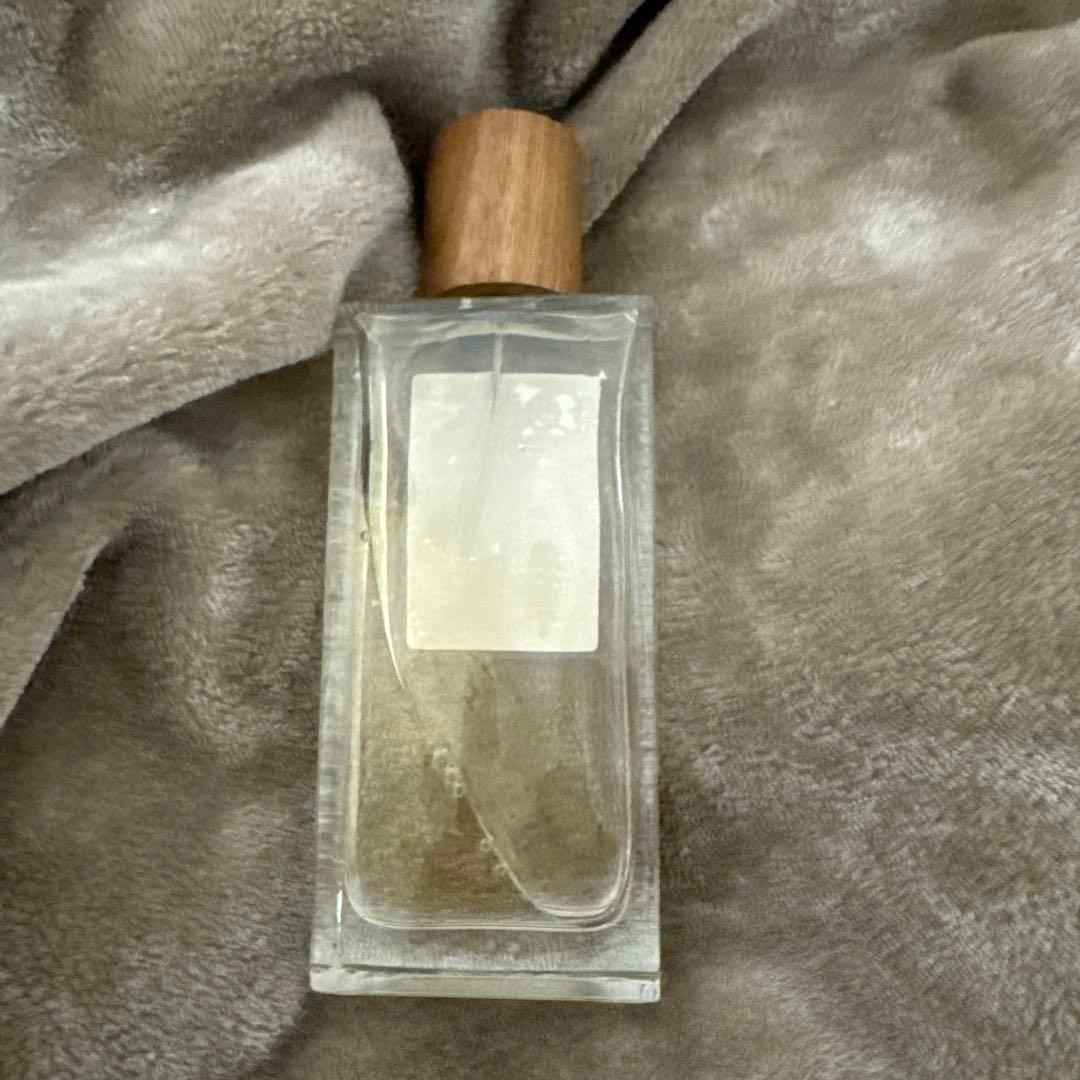 LOEWE 001 100ml 女性用香水 木製キャップ