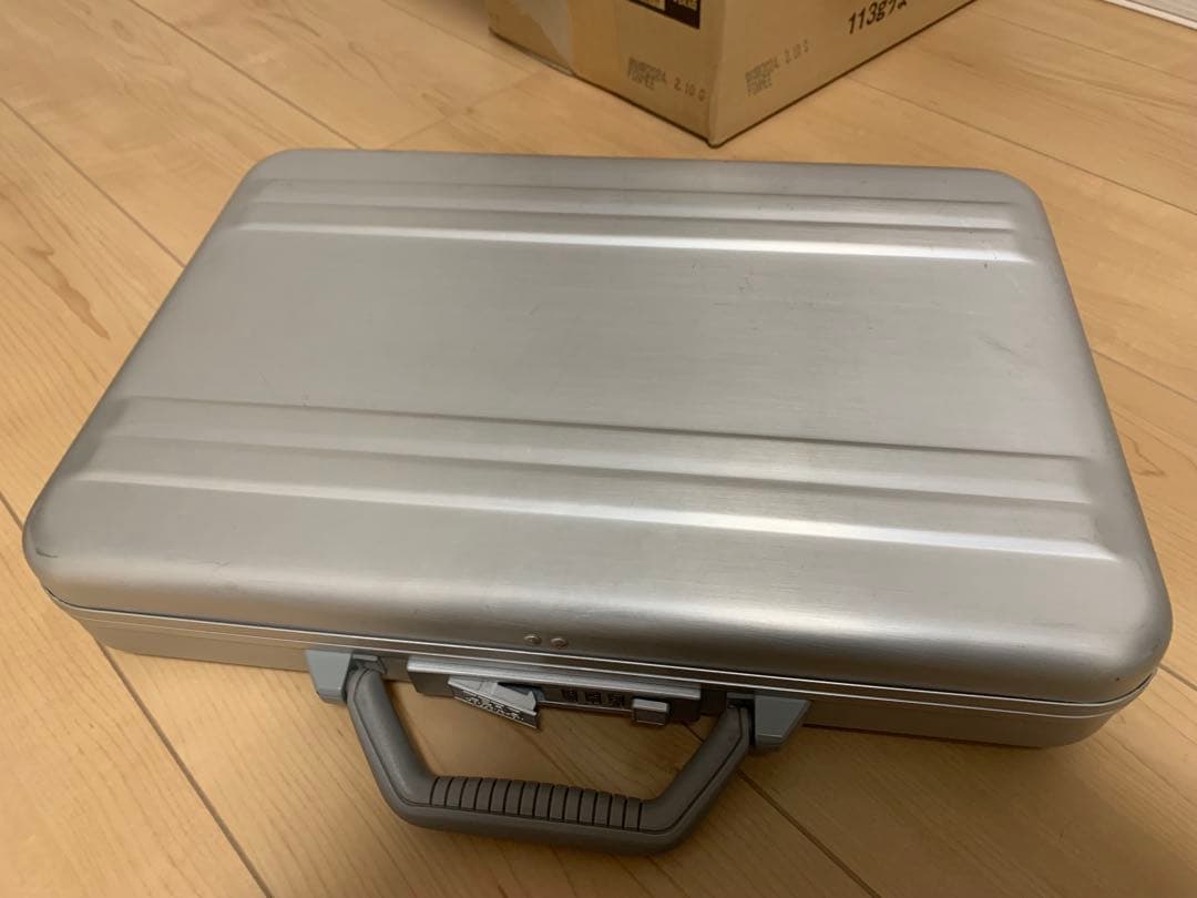 ゼロハリバートン　ケース