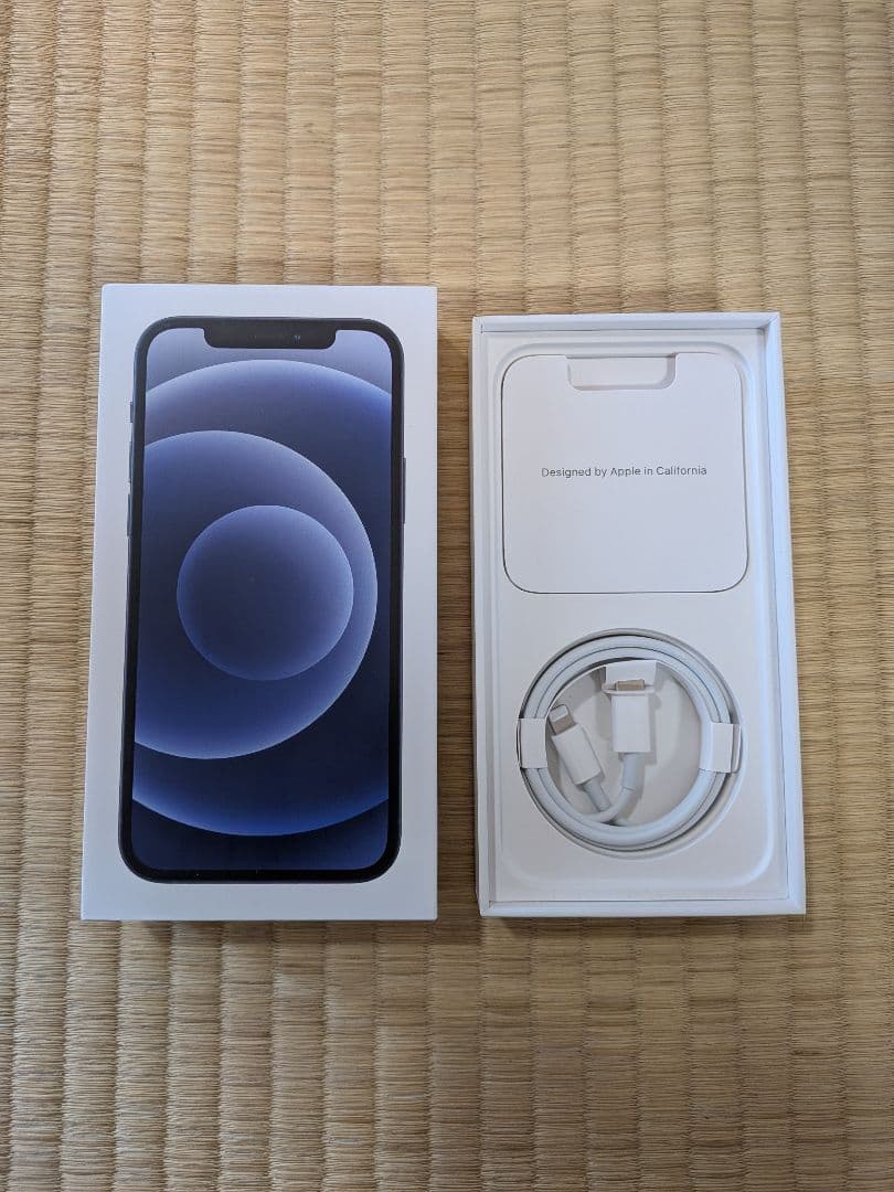 Apple iPhone 12 ブラック 本体 64GB