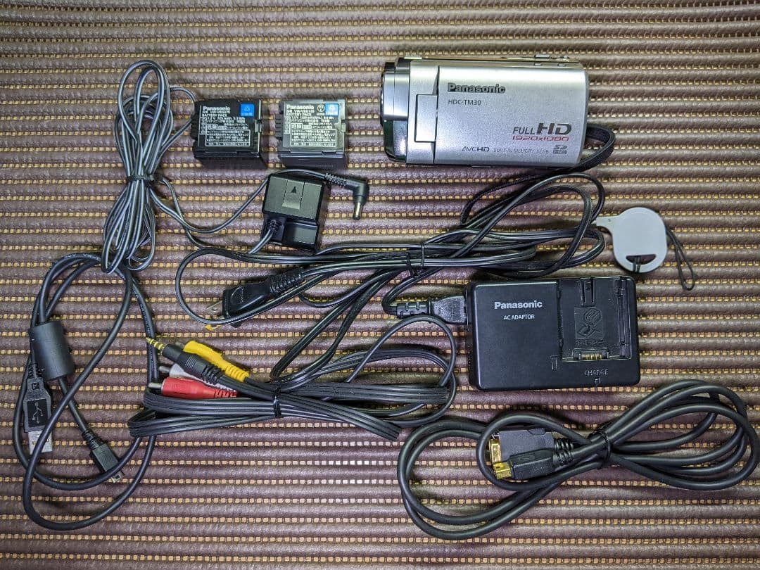 パナソニック Panasonic HDC-TM30 ビデオカメラ