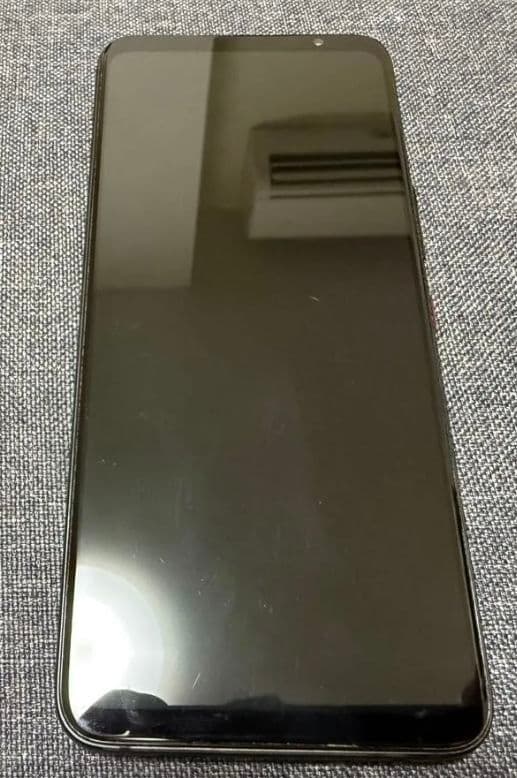 ROG Phone 7 16GB/512GB ファントムブラック