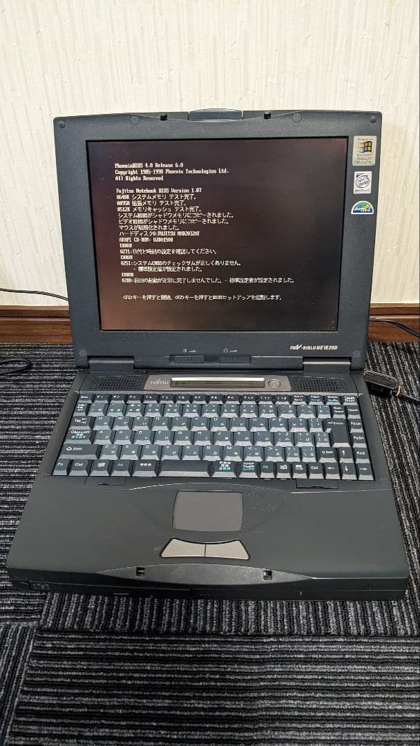 Windowsノート本体 FUJITSU LIMITED FMVNE720D3 Windows 98