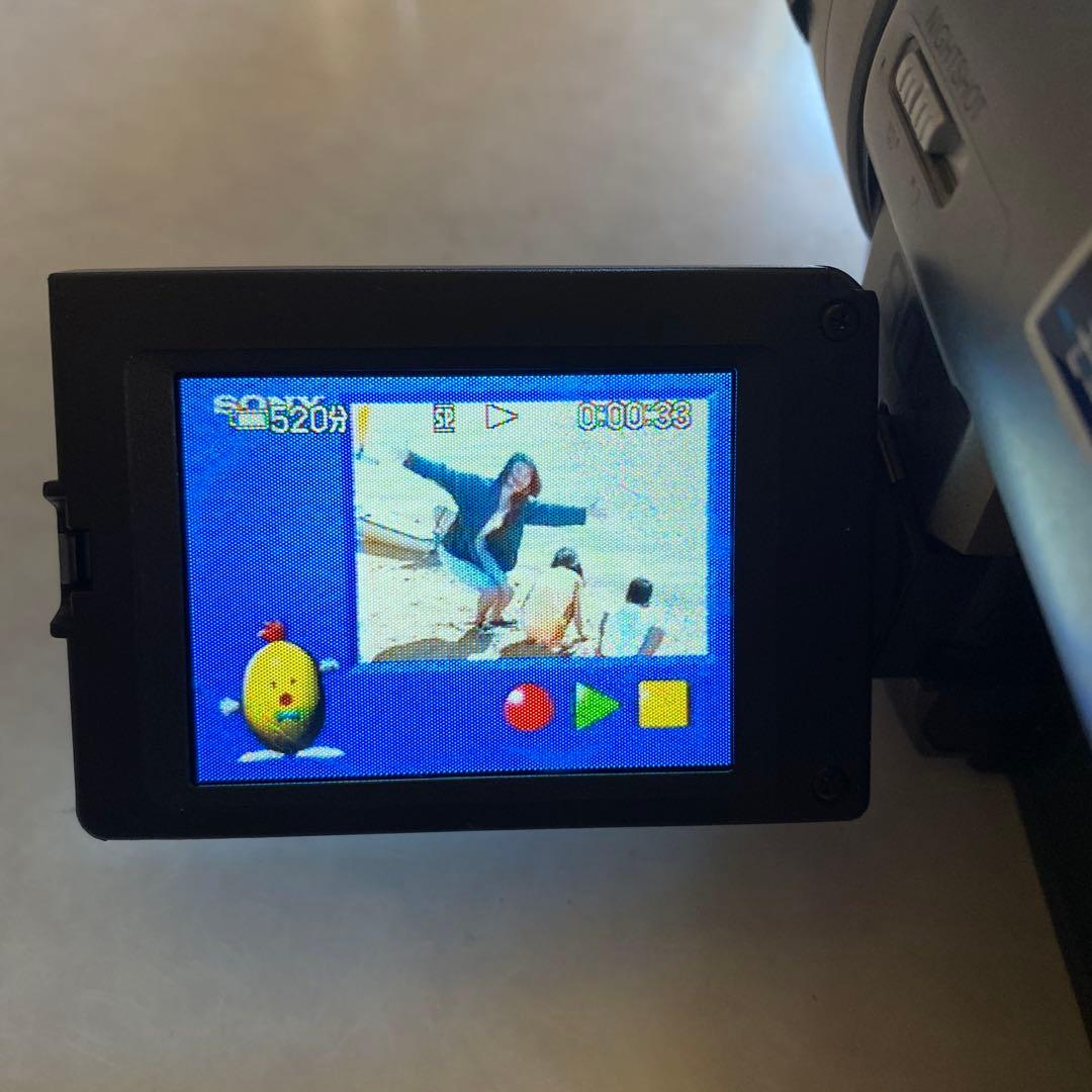 SONY VideoHi8ビデオカメラ　CCD-TRV80 ①