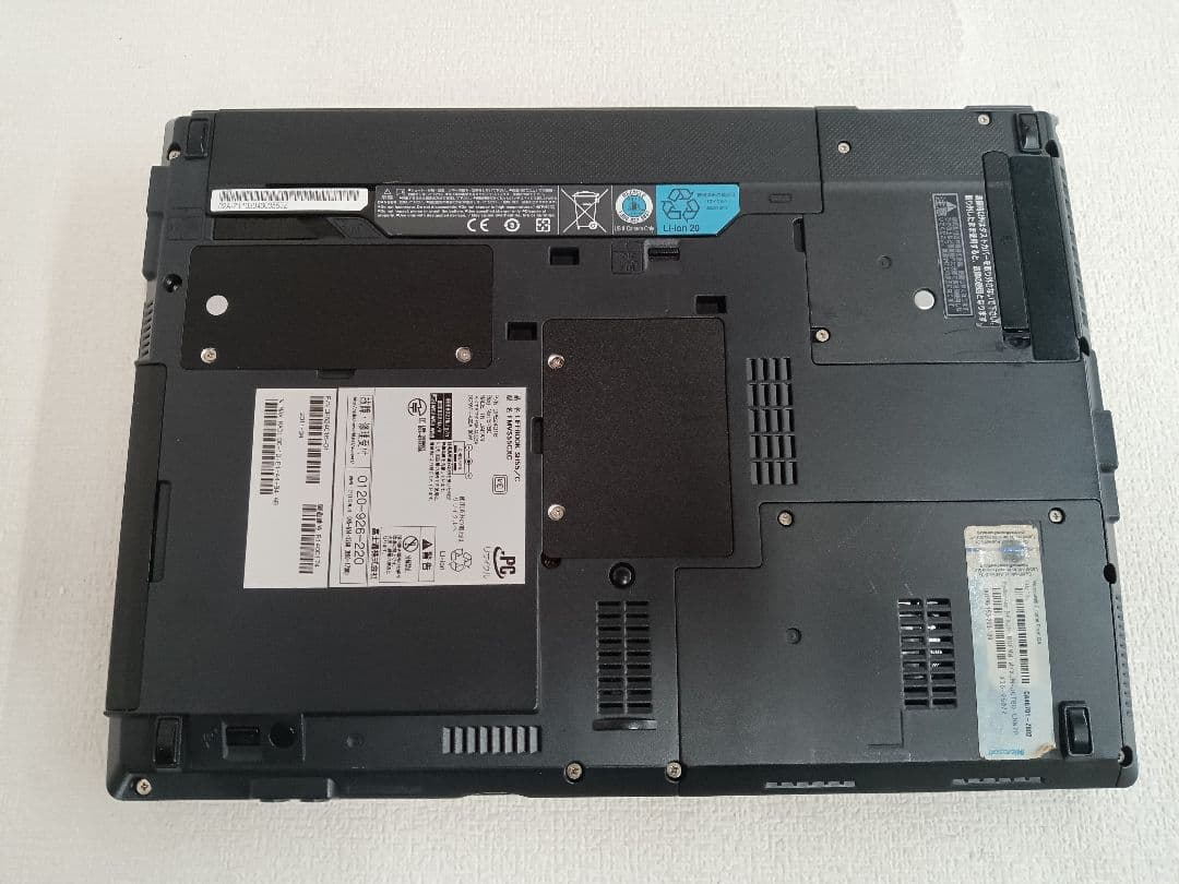 Ω LIFEBOOK SH55/C ストレージ無 Corei5 8GB