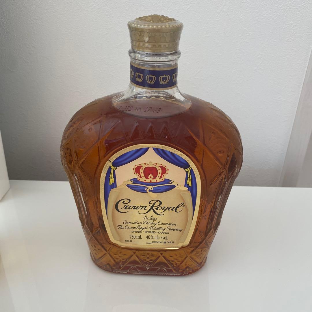 ウイスキーセット（Crown , Jack Daniel's, など)