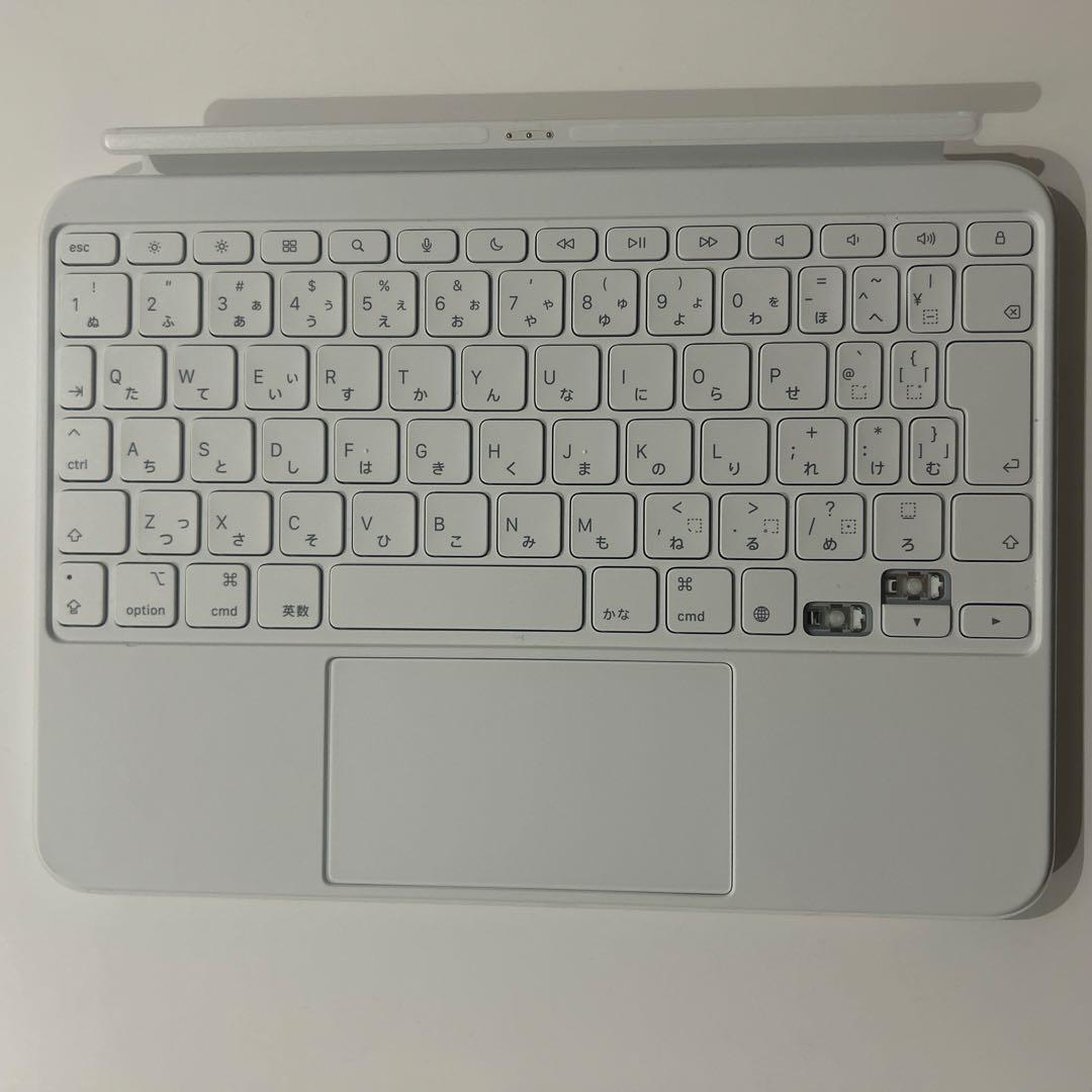 iPad 第10世代 Magic Keyboard Folio ※紛失あり