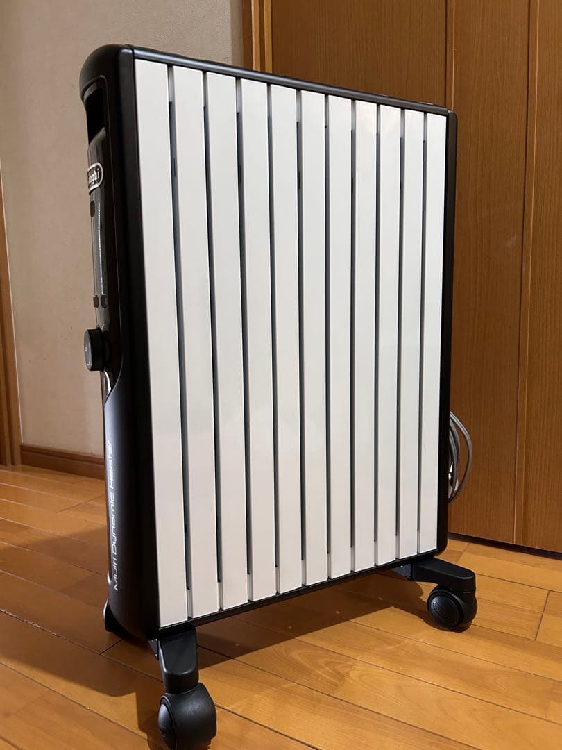 デロンギ　マルチダイナミックヒーター　オイルヒーター　MDH15