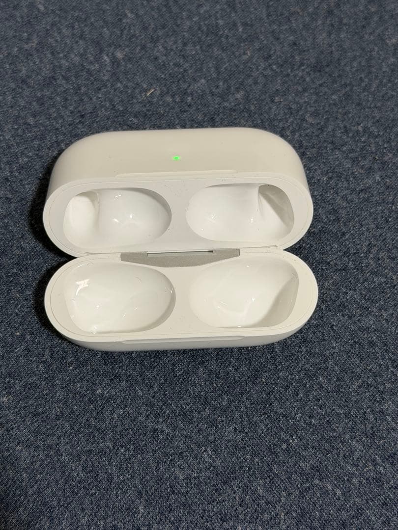 AirPods 充電ケース付き ホワイト
