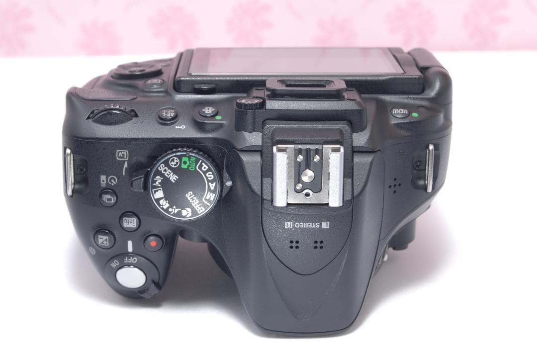 ⭐️軽量＆コンパクト⭐️Nikon D5200　ニコン　デジタル一眼レフ