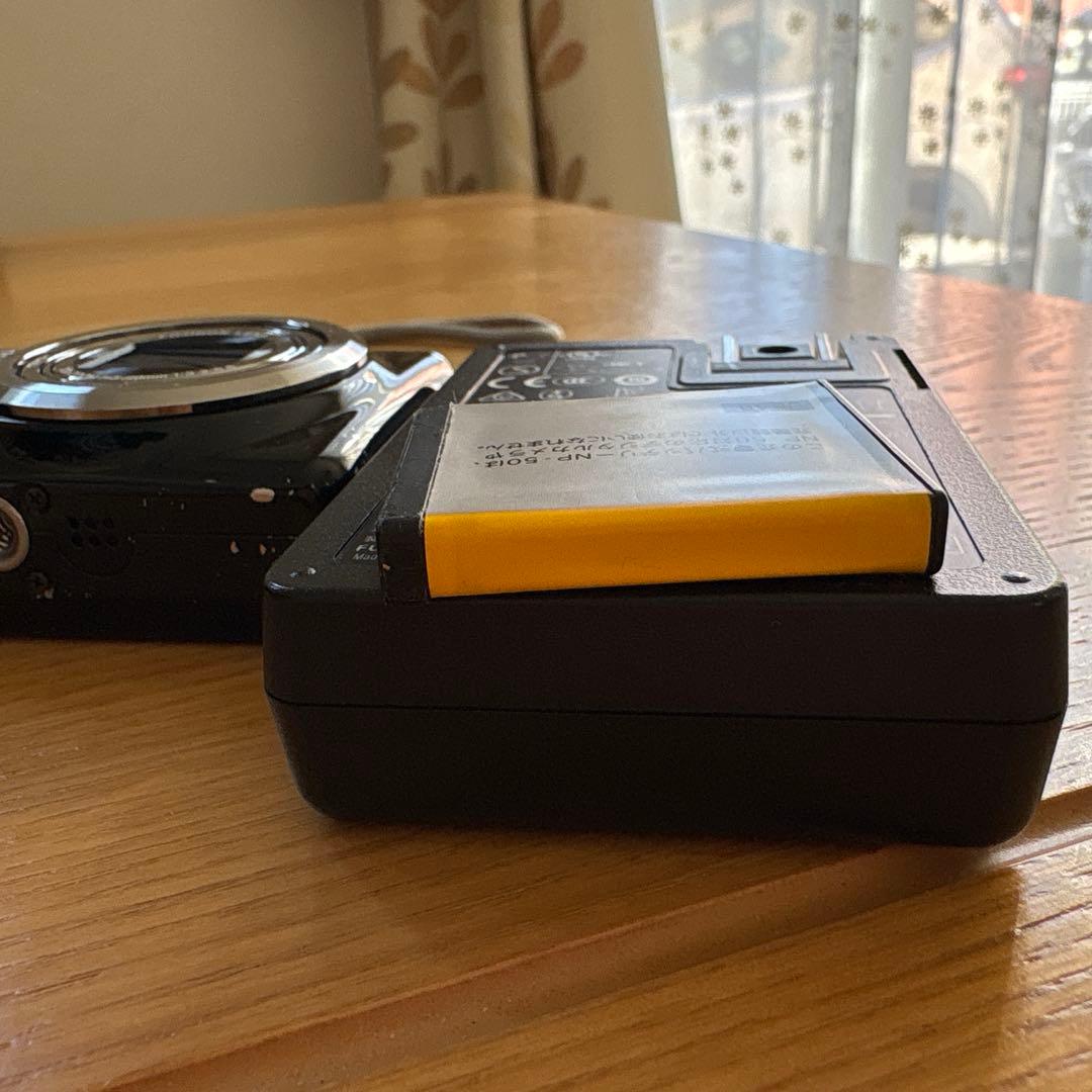 Fujifilm FinePix F80EXR コンパクトデジタルカメラ