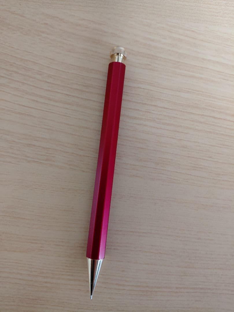 週末限定値下げ&出品　未使用　カヴェコスペシャルレッドエディション0.5mm