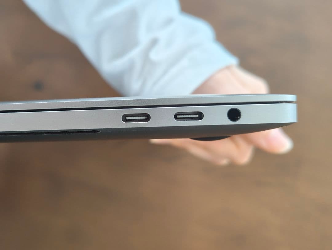 MacBook Pro 13インチ 2020/Corei5/16GB/512GB