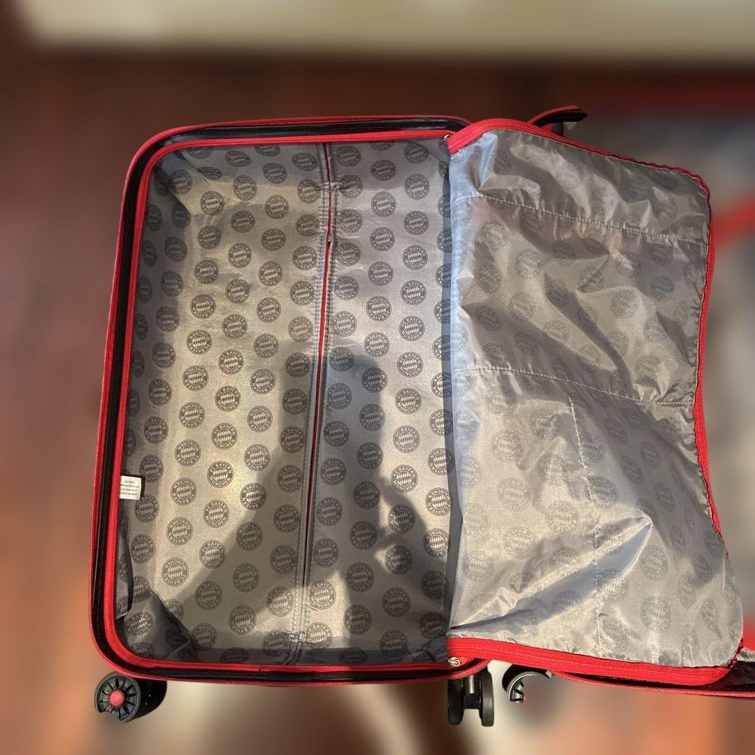 FCバイエルン・ミュンヘン キャリーケース 黒
