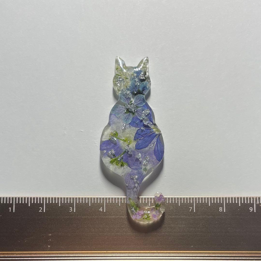 ネコネコ-2ハンドメイド レジン ヘアゴム ブローチ ポニーフック キーホルダー