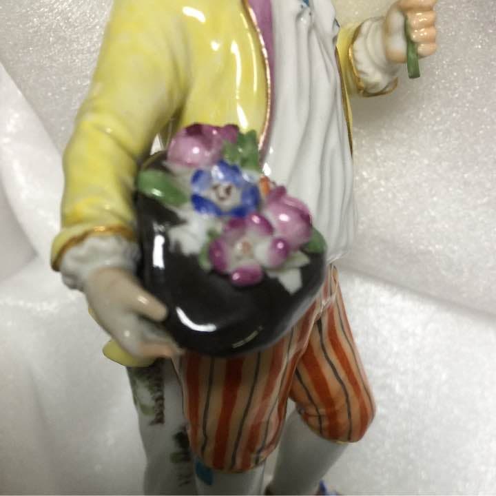 マイセン 人形 花を持つ少年