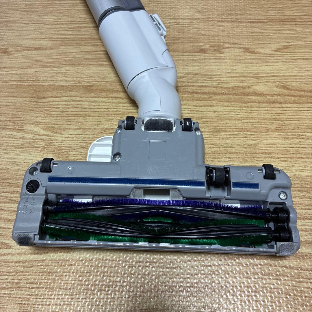 美品 【 Panasonic 掃除機 MC-PA20W 】 付属品付 紙パック式