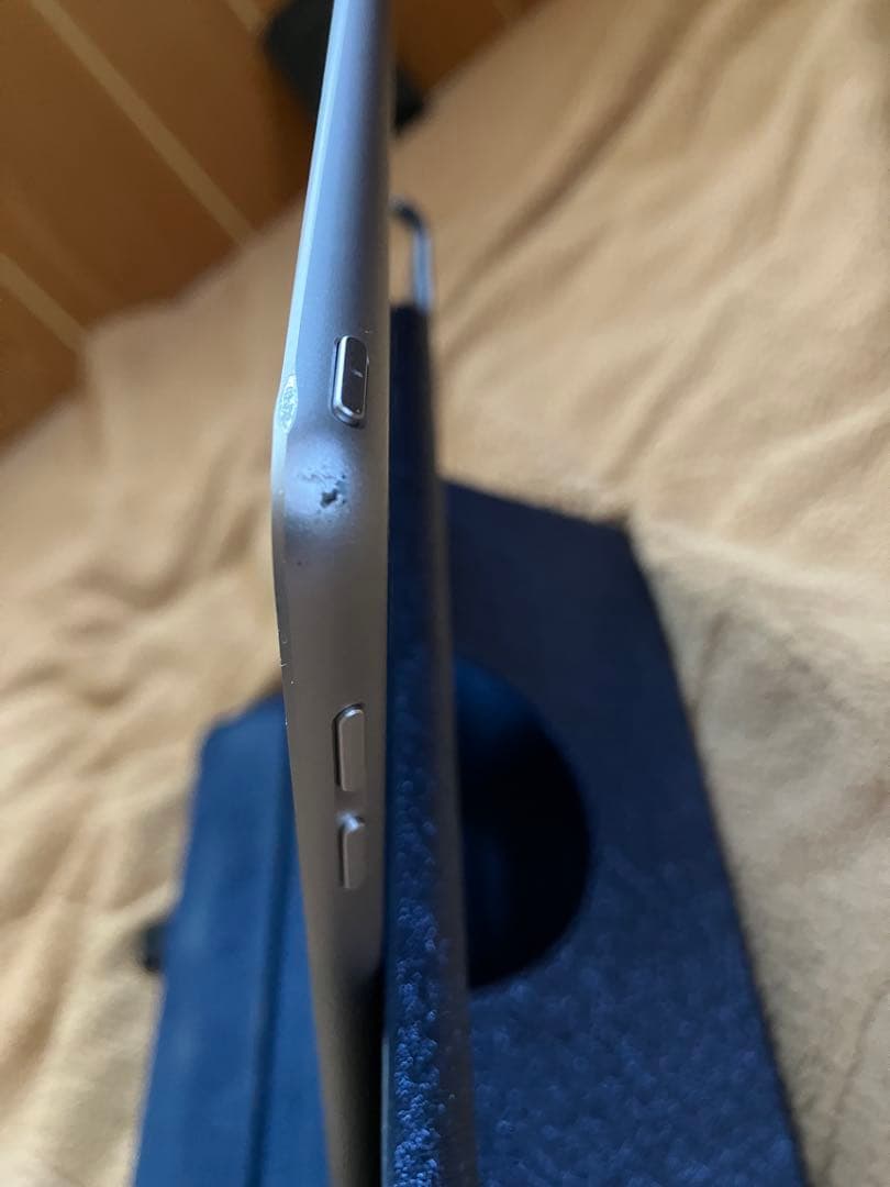 iPad 第六世代　128GB