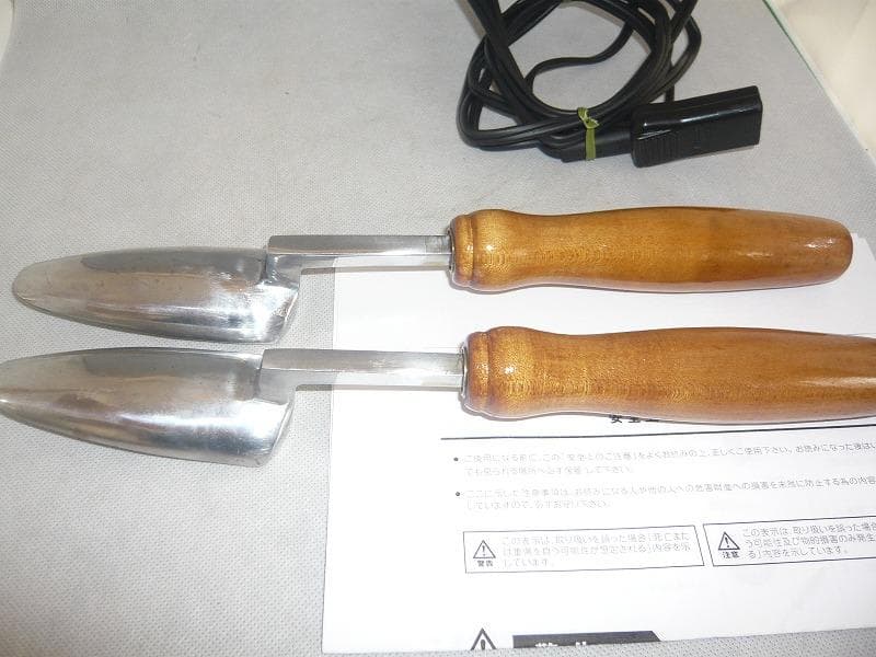 美品　タキイ和裁電化鏝　和裁コテ　和裁こて　タキイ製　鏝２本付