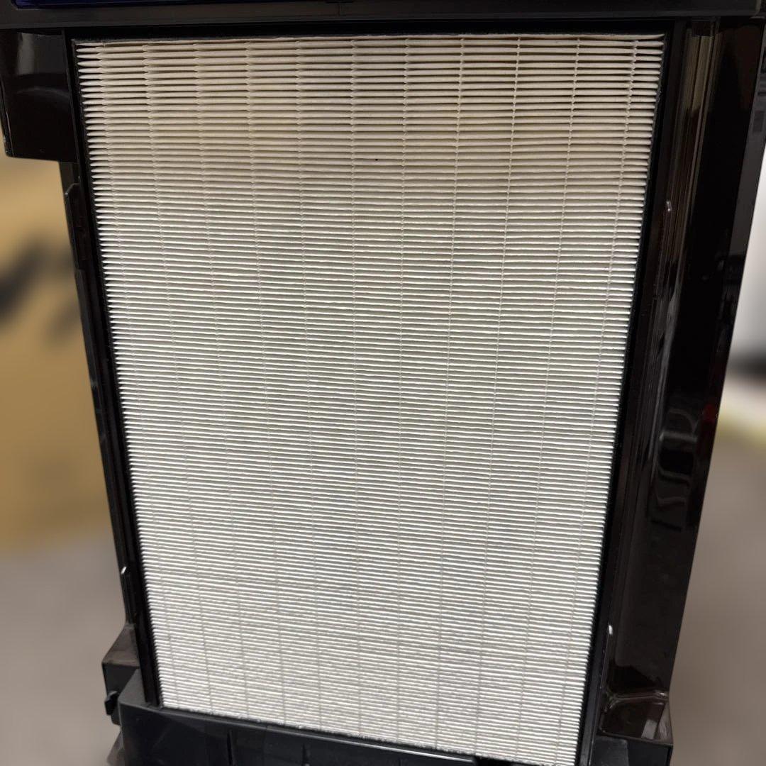 フィルターほぼ未使用品　DAIKIN 除加湿ストリーマ空気清浄機
