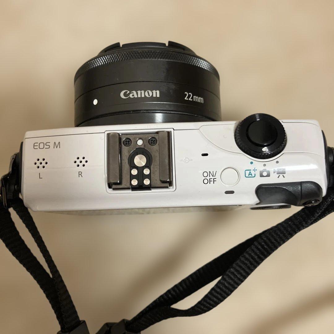 【中古】Canon ミラーレスカメラEOS M ホワイト