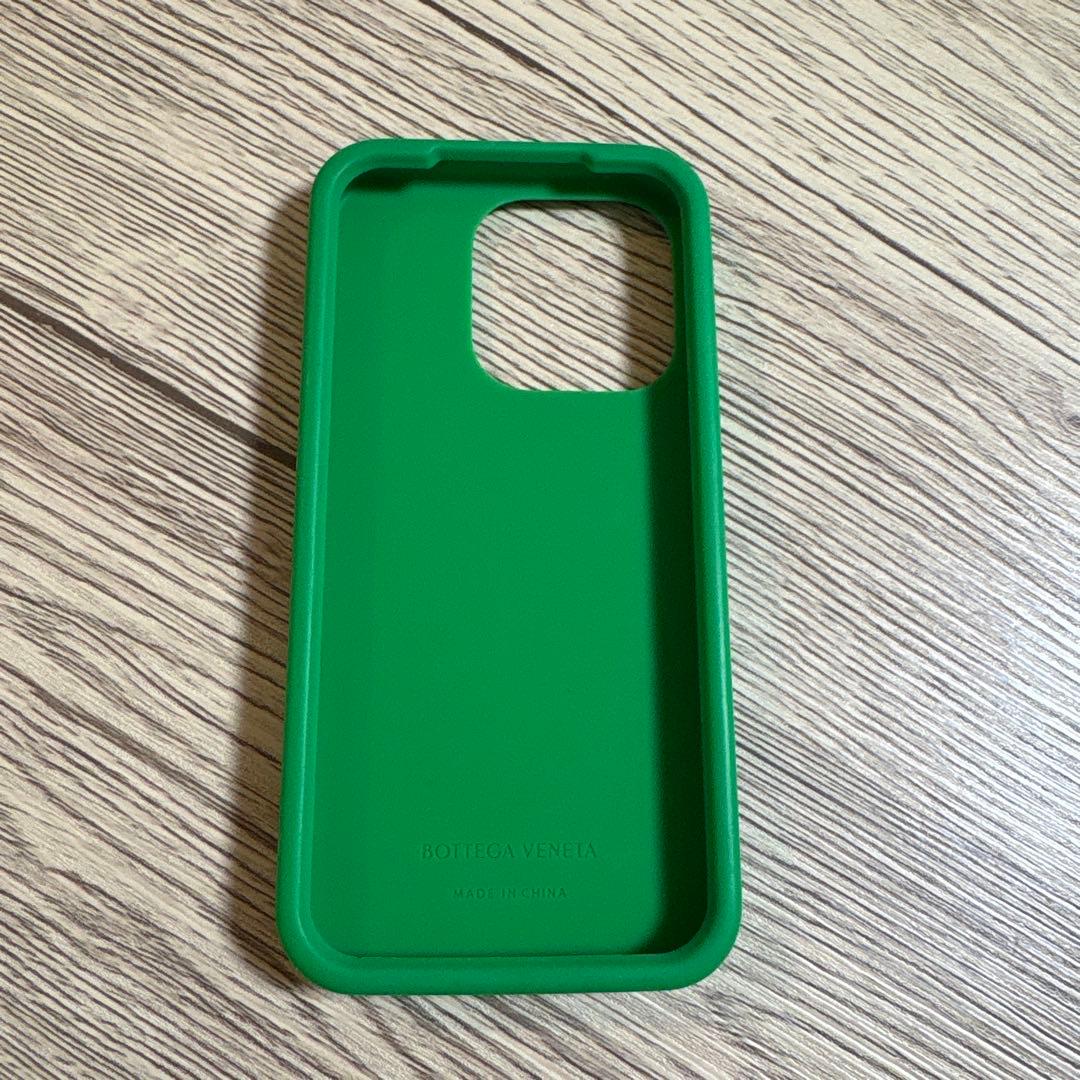 Bottega Veneta iPhoneケース　15pro 16Pro緑