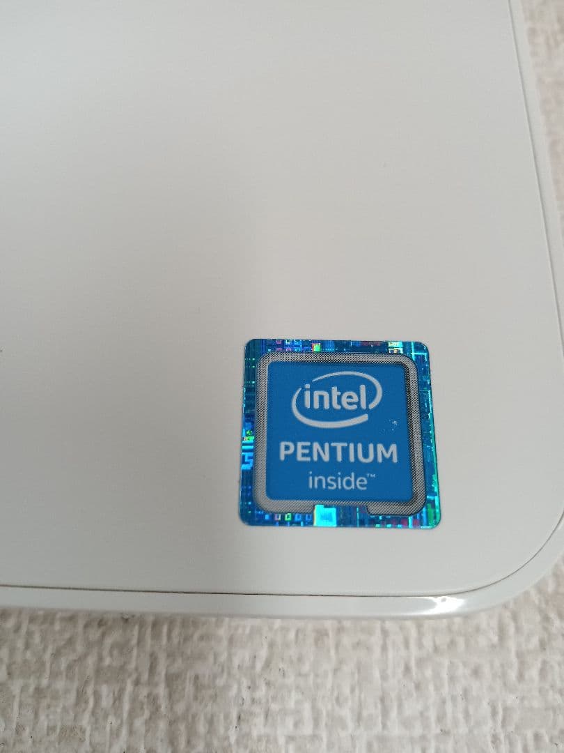 Ω DELL Inspiron 11-3162 メモリ4GB