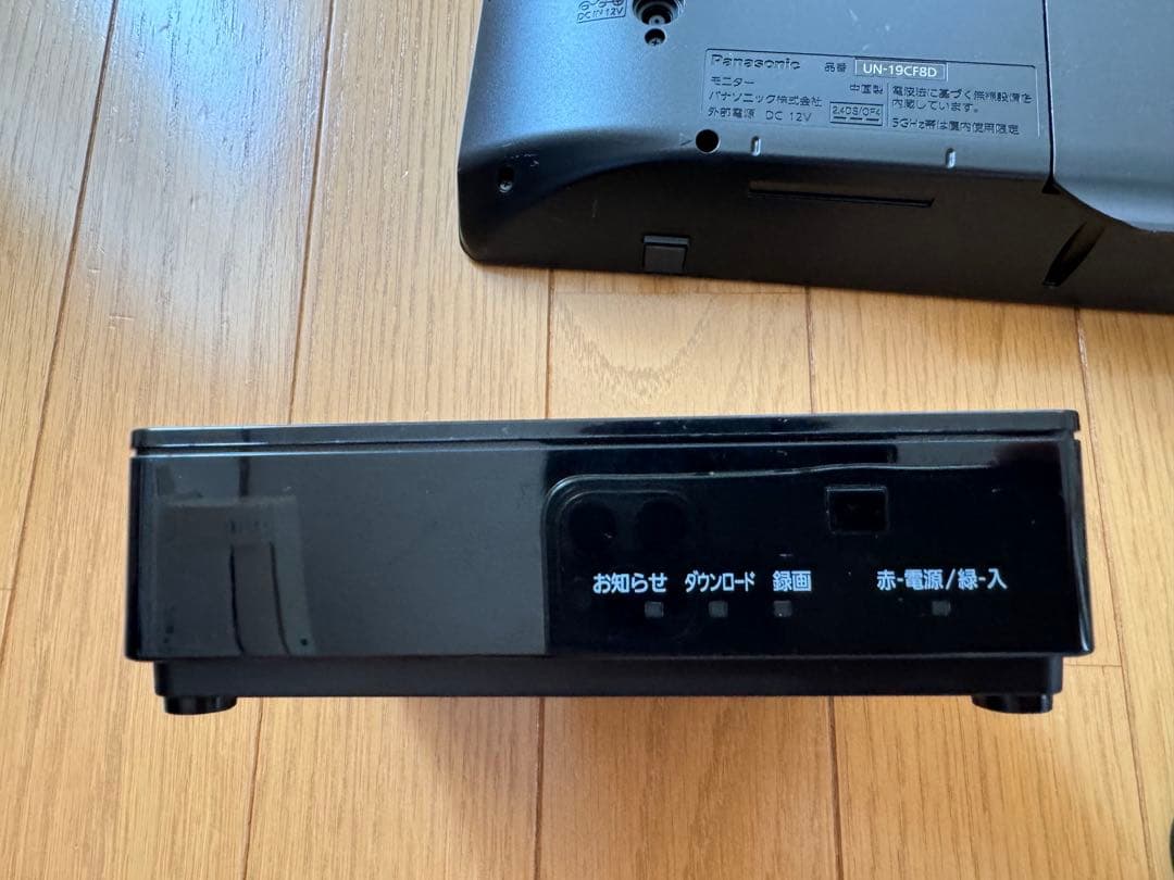 UN-19CF8 ポータブルテレビ ビエラ VIERA ブラック 19インチ