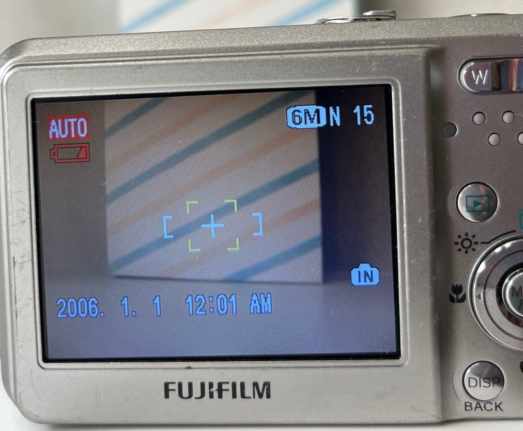 富士フイルム　FUJIFILM FinePix F31fd デジタルカメラ