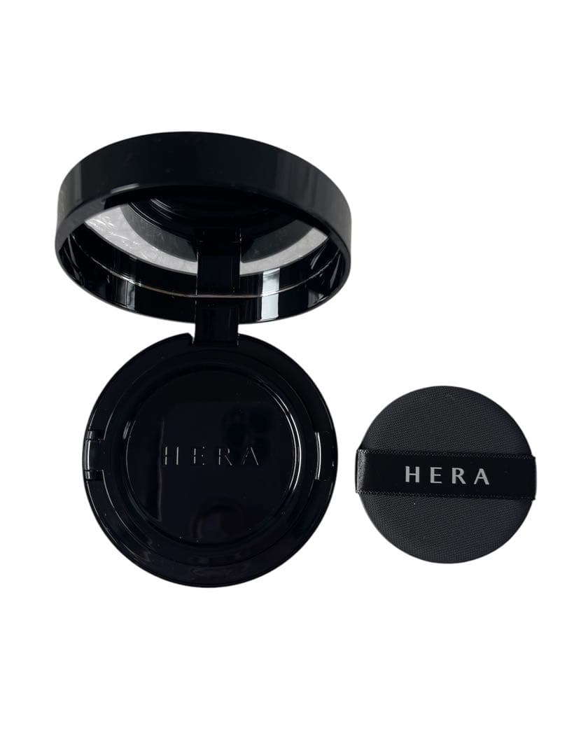 【新品未使用品】HERAクッションファンデ21C1 ローズバニラ＊リニューアル版