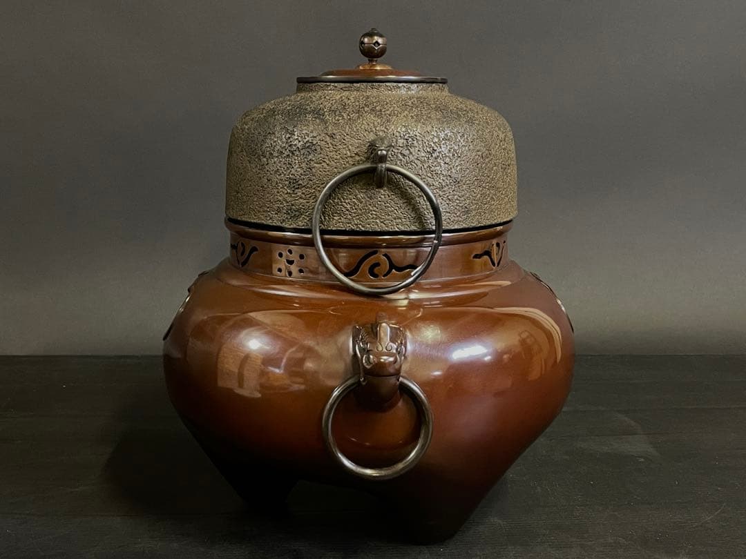 「祖」 唐銅 鬼面風炉 丸釜添 釜師 美之助 共箱 茶道具 （225あ）