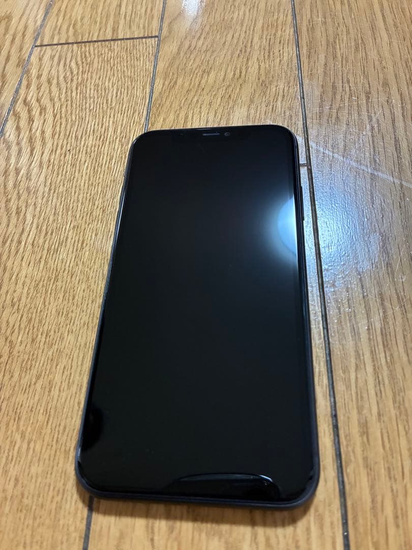 Apple iPhone 11 ブラック 本体