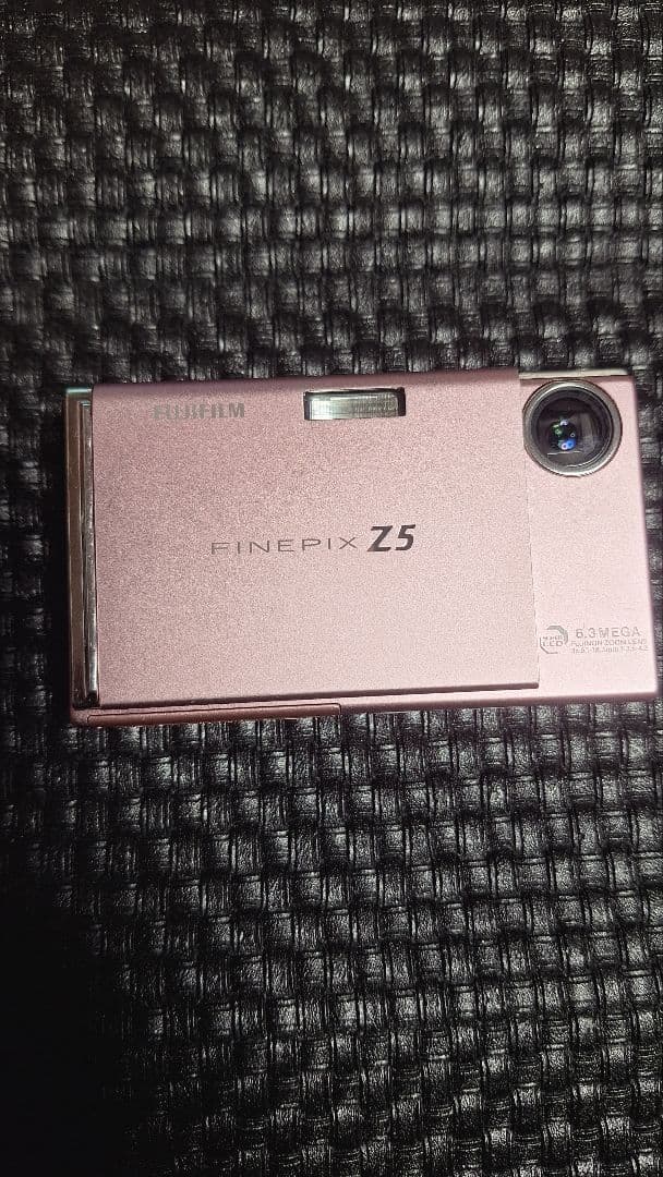 Fujifilm FinePix Z5 コンパクトデジタルカメラ　箱つき