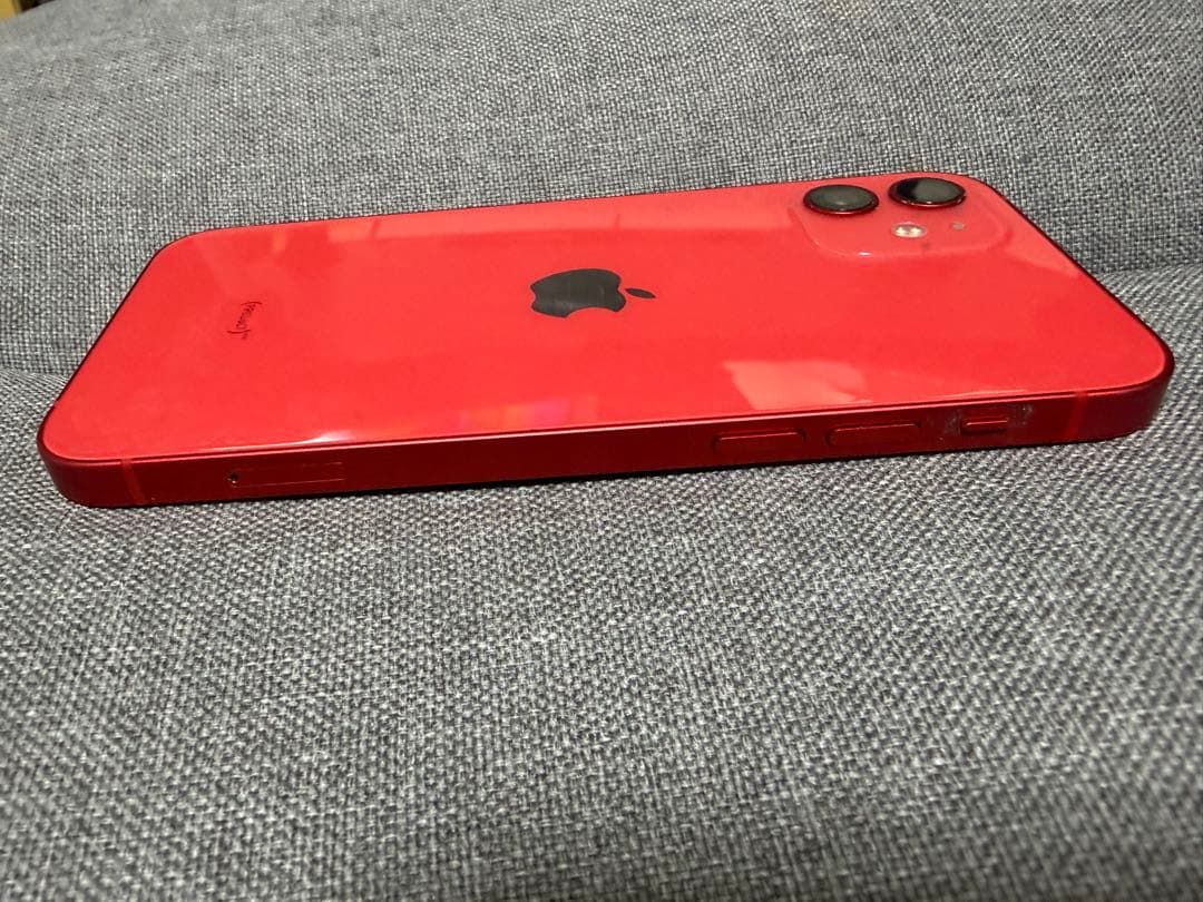 iPhone12 64GBレッド