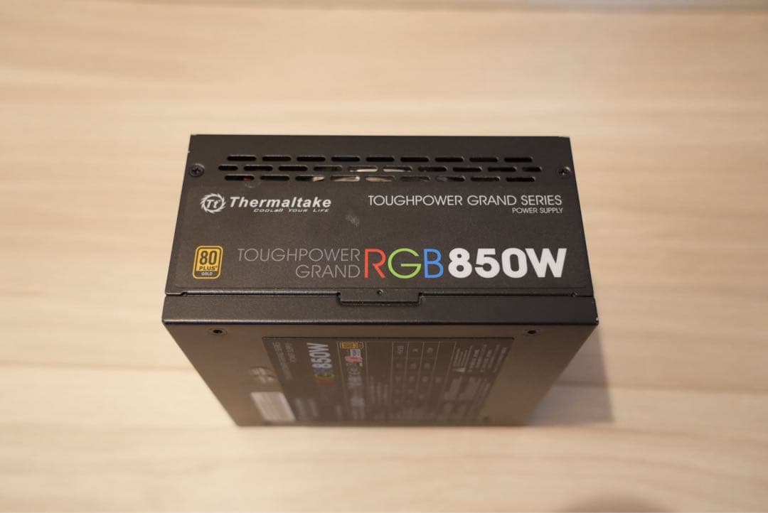 Thermaltake RGB 850W 80 PLUS Gold認証 電源