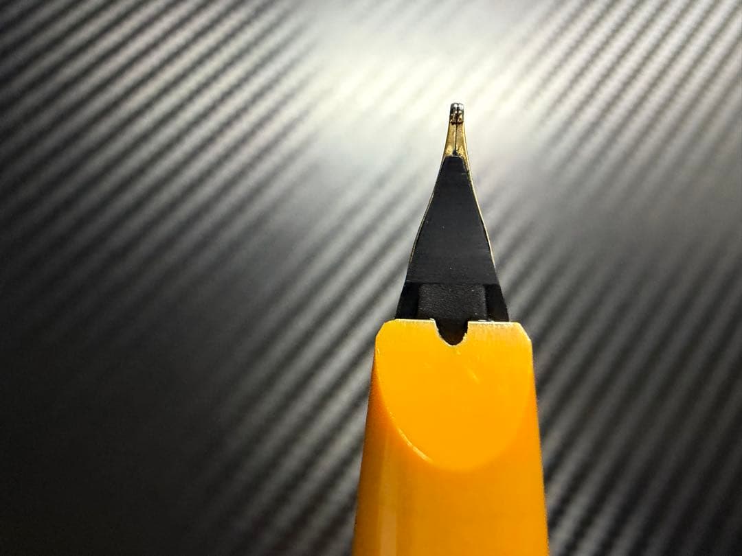 美品 モンブラン ジェネレーション イエロー M 中字 万年筆