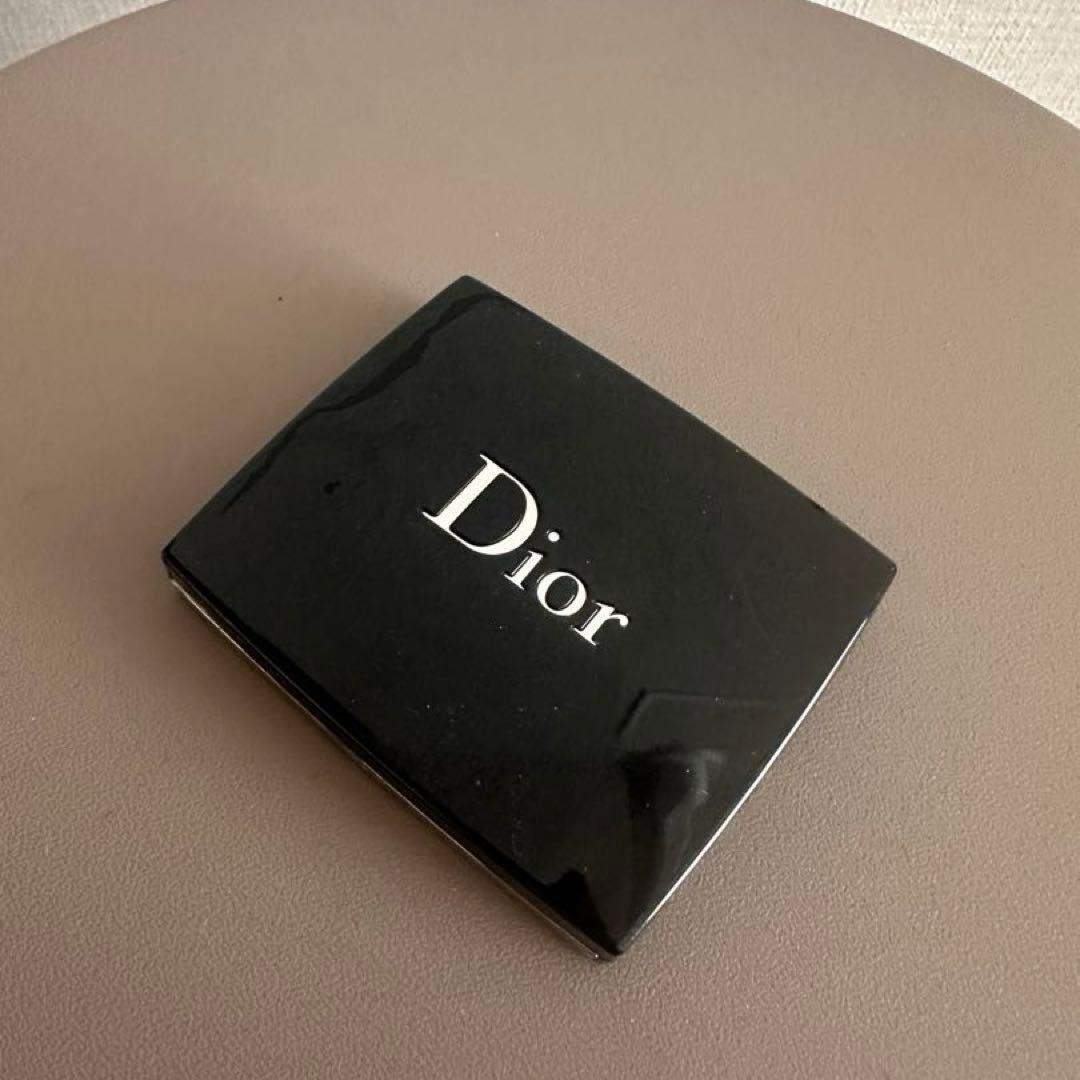 美品Dior アイシャドウ サンクルール669 ソフトカシミア