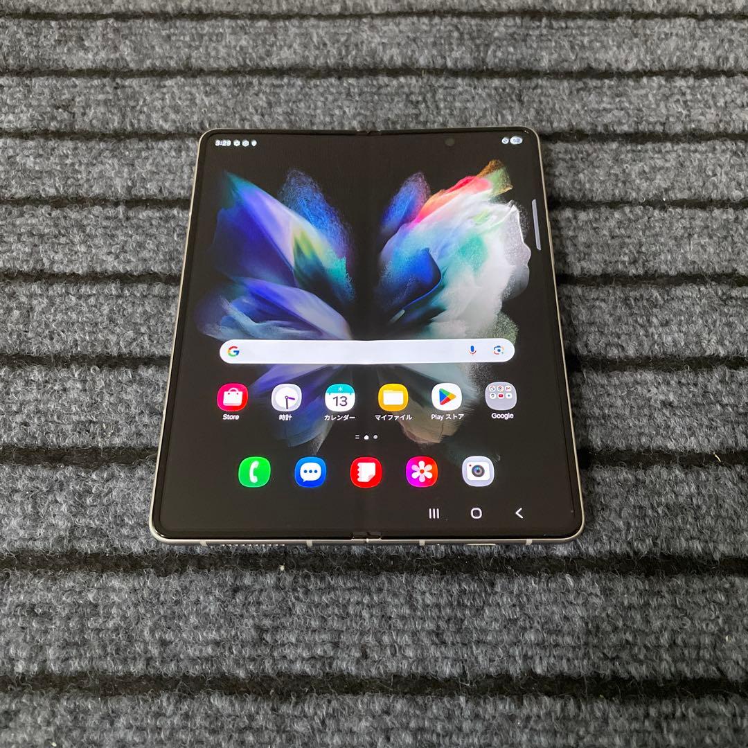 66 Samsung Galaxy ZFold3 256GB SIMフリー