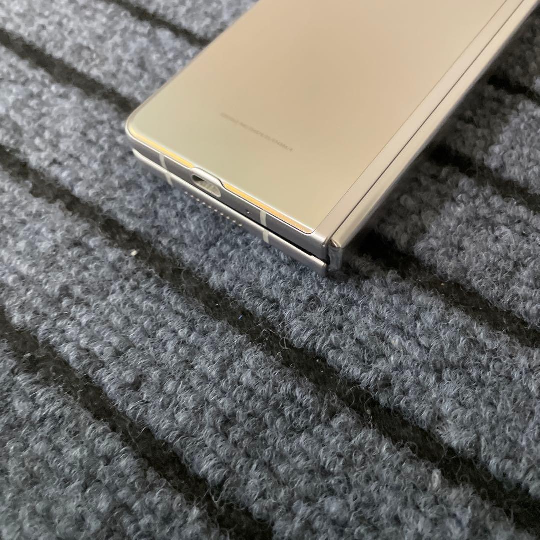 66 Samsung Galaxy ZFold3 256GB SIMフリー