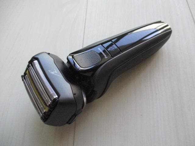 Panasonic LAMDASH PRO5 ES-LV5W-K シェーバー