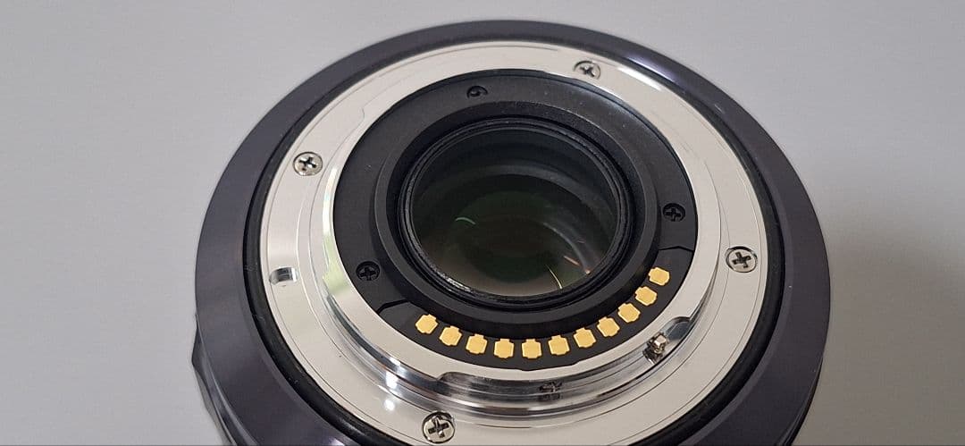 LUMIX G VARIO 35-100mm ズームレンズ