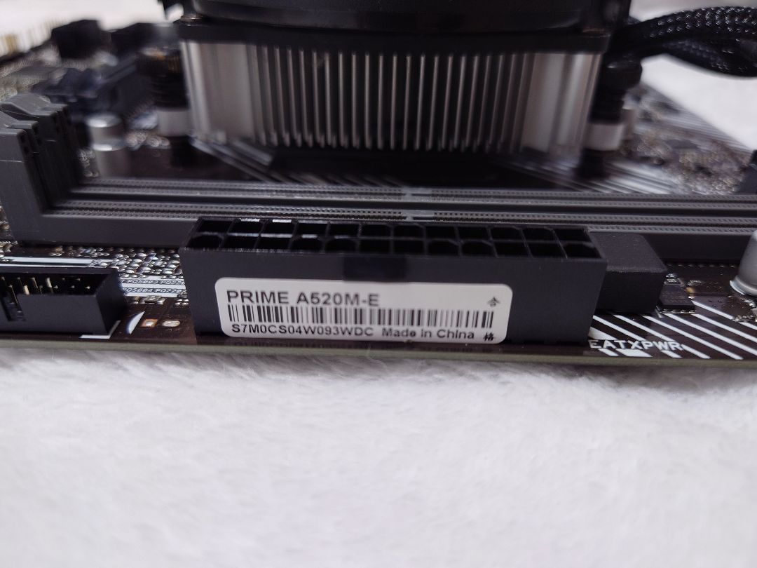 AMD Ryzen 5 3600とPRIME A520M-E マザーボードセット