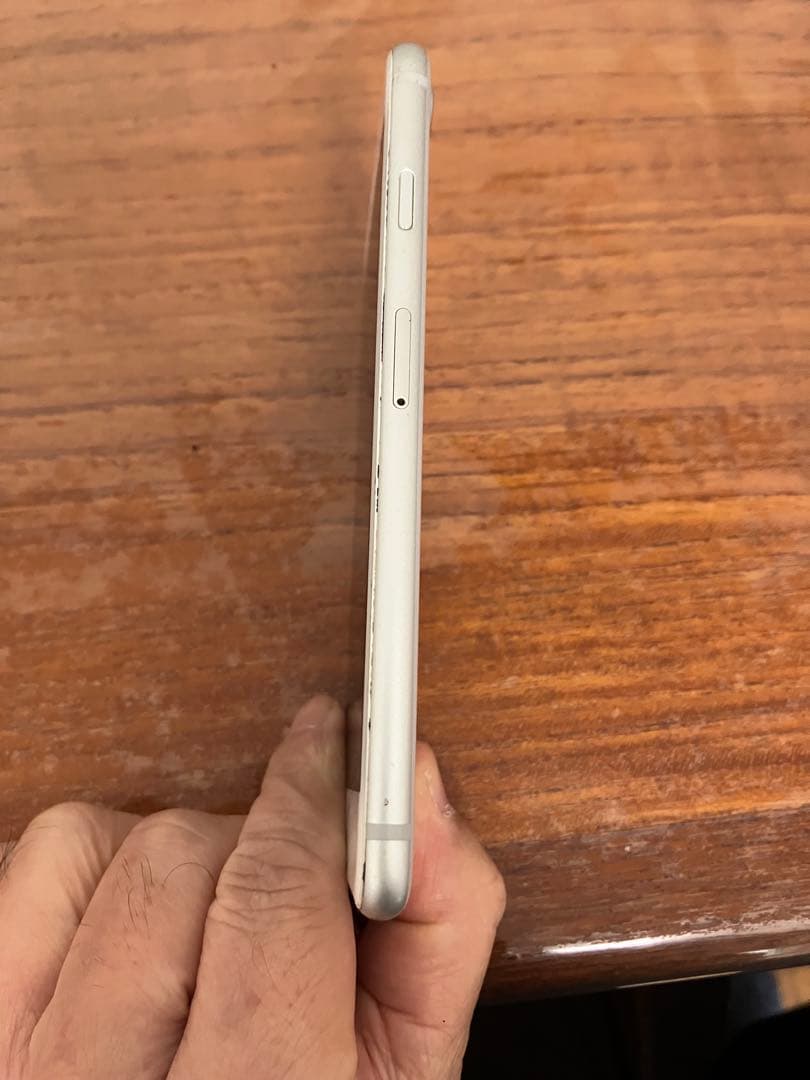 Apple iPhone 8 64GB 本体 SIMフリー