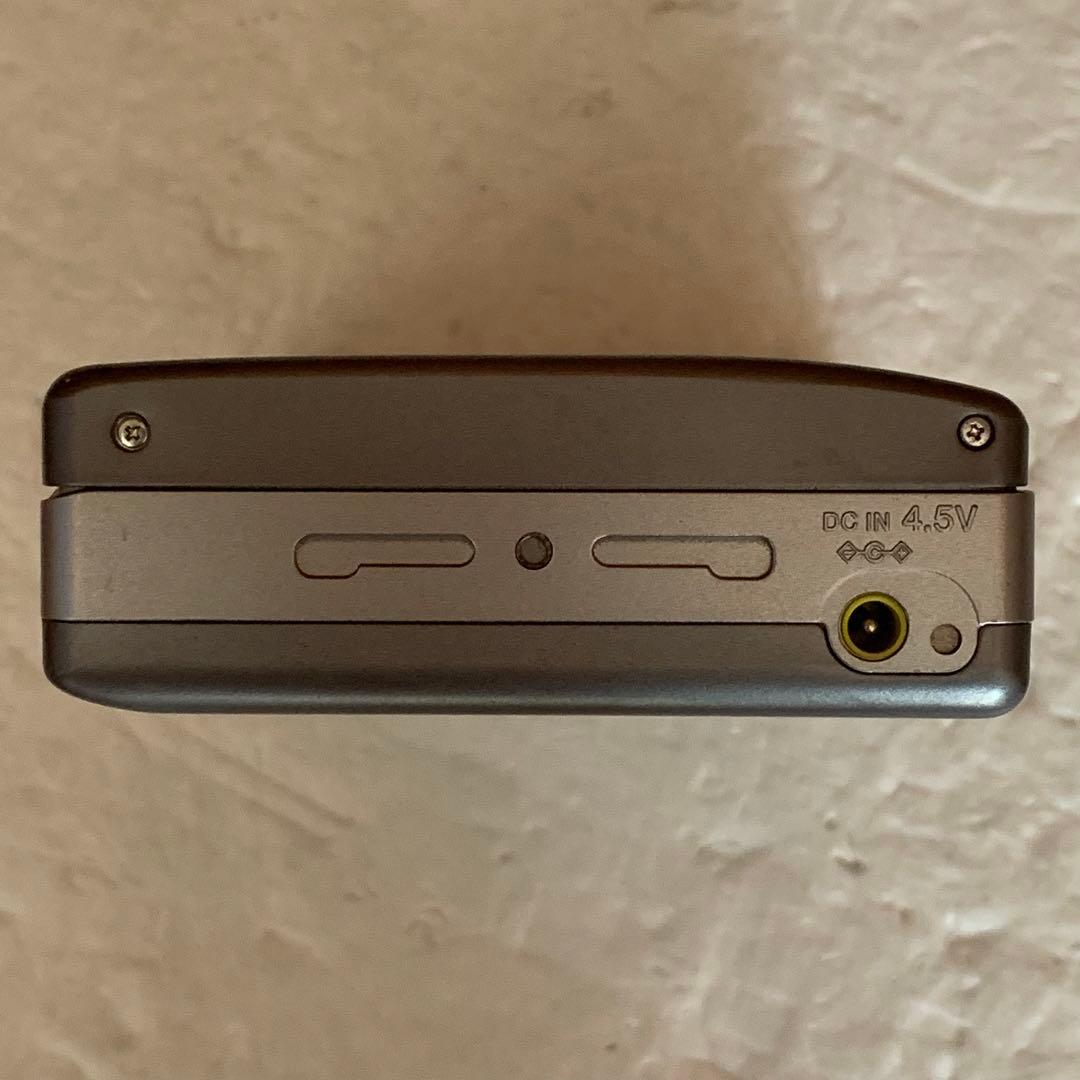 ジャンク ソニー SONY MZ-R3 MDウォークマン 壊れています