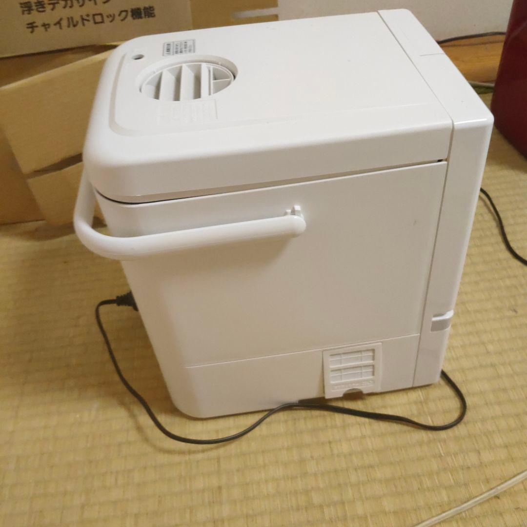 卓上型加湿器 ホワイト
