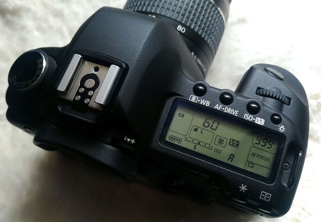 Canon EOS 5D Mark II　レンズ付き　シャッター回数少なめ！美品
